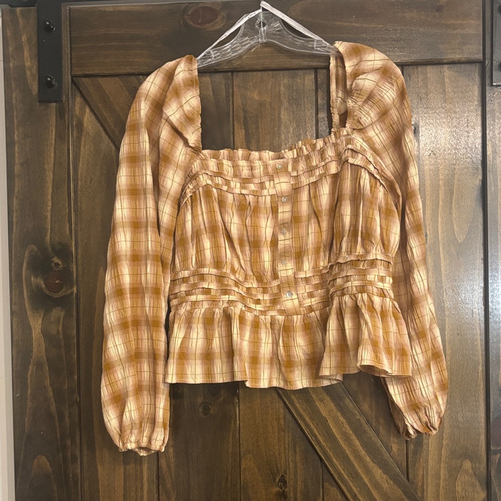 Arula/A Beautiful Soul Ruffled Plaid Top Size X